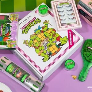 Profusion Tmnt Bundle Set with Box
